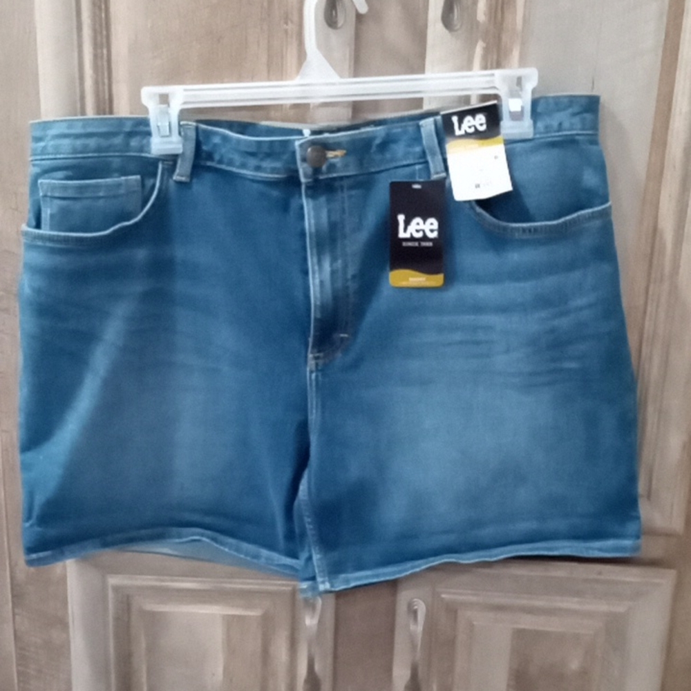 NWT Lee Brand "Horizon" Hi-Rise Short Slim Fit Denim Blue Jean Shorts